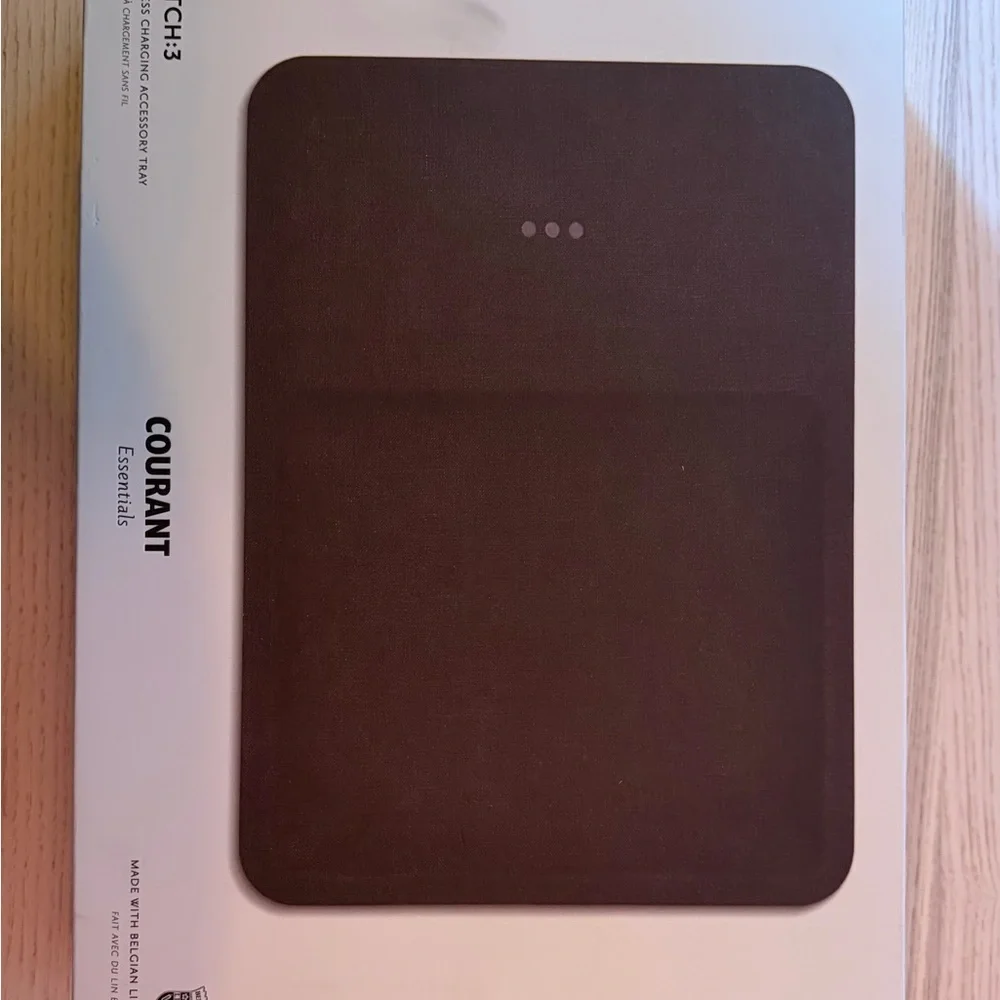 Oura Essentials Wireless Charger - Black